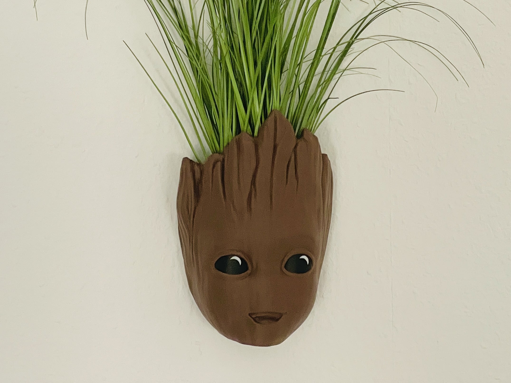 Maceta de Pared Baby Groot – Verde y Encantador