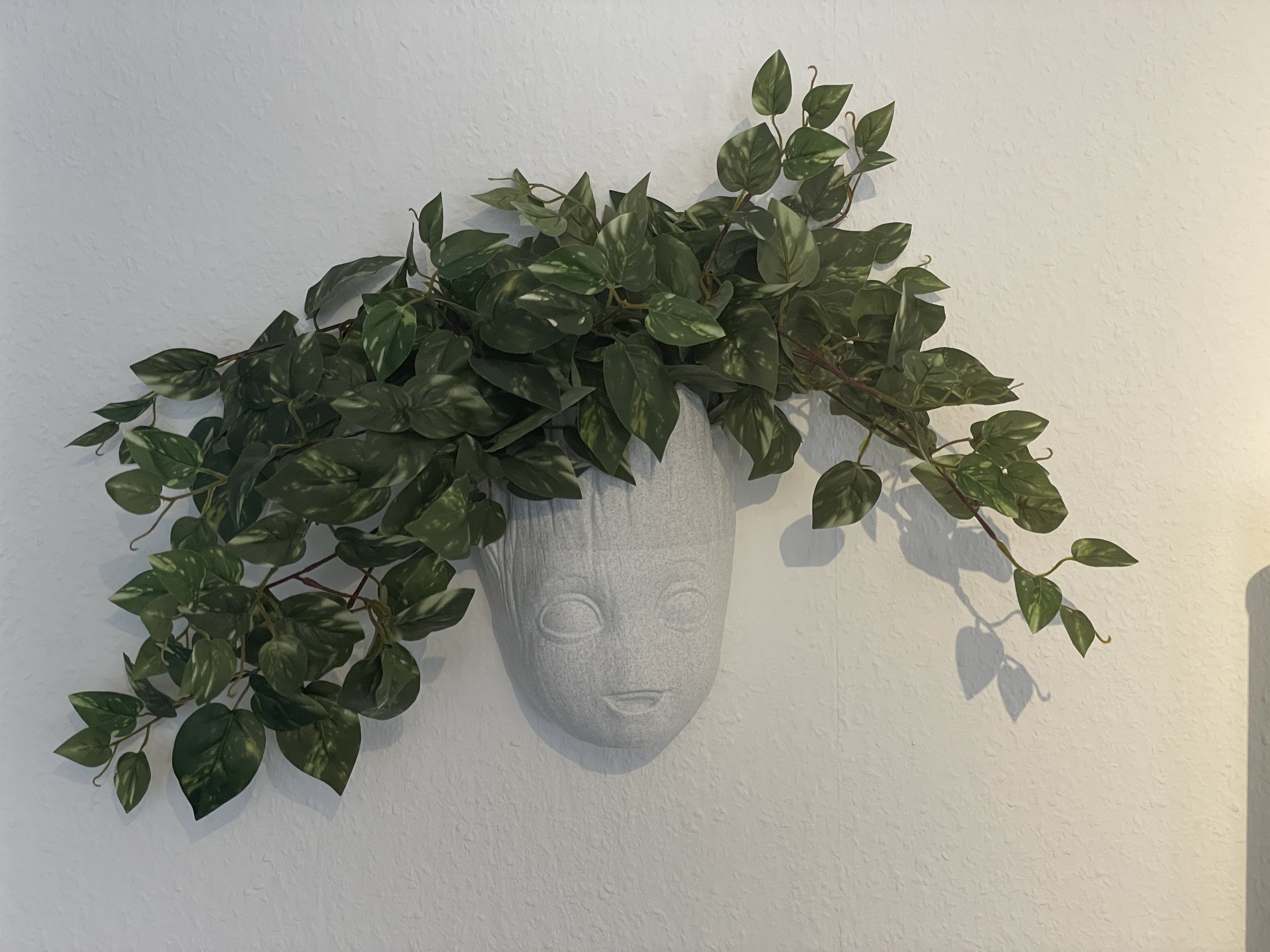 Maceta de Pared Baby Groot – Verde y Encantador