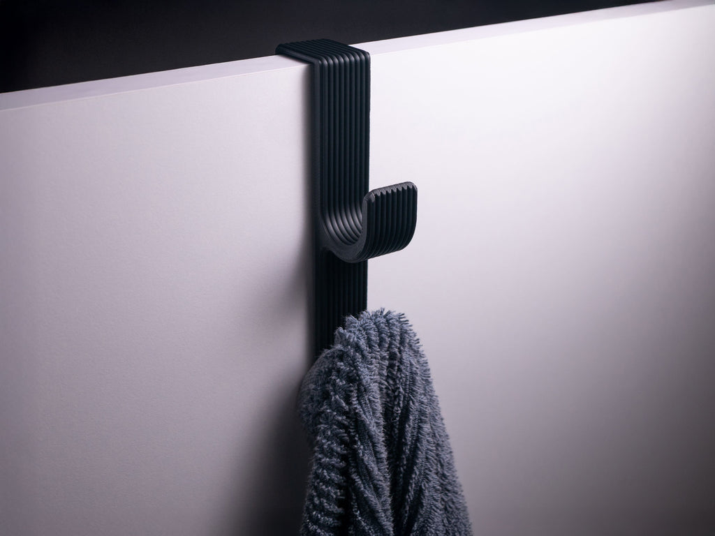 🚪 Gancho de Pared para Puerta o Ducha – Práctico y Estilizado para tu Espacio 🚿