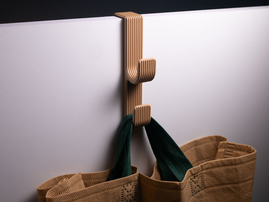 🚪 Gancho de Pared para Puerta o Ducha – Práctico y Estilizado para tu Espacio 🚿