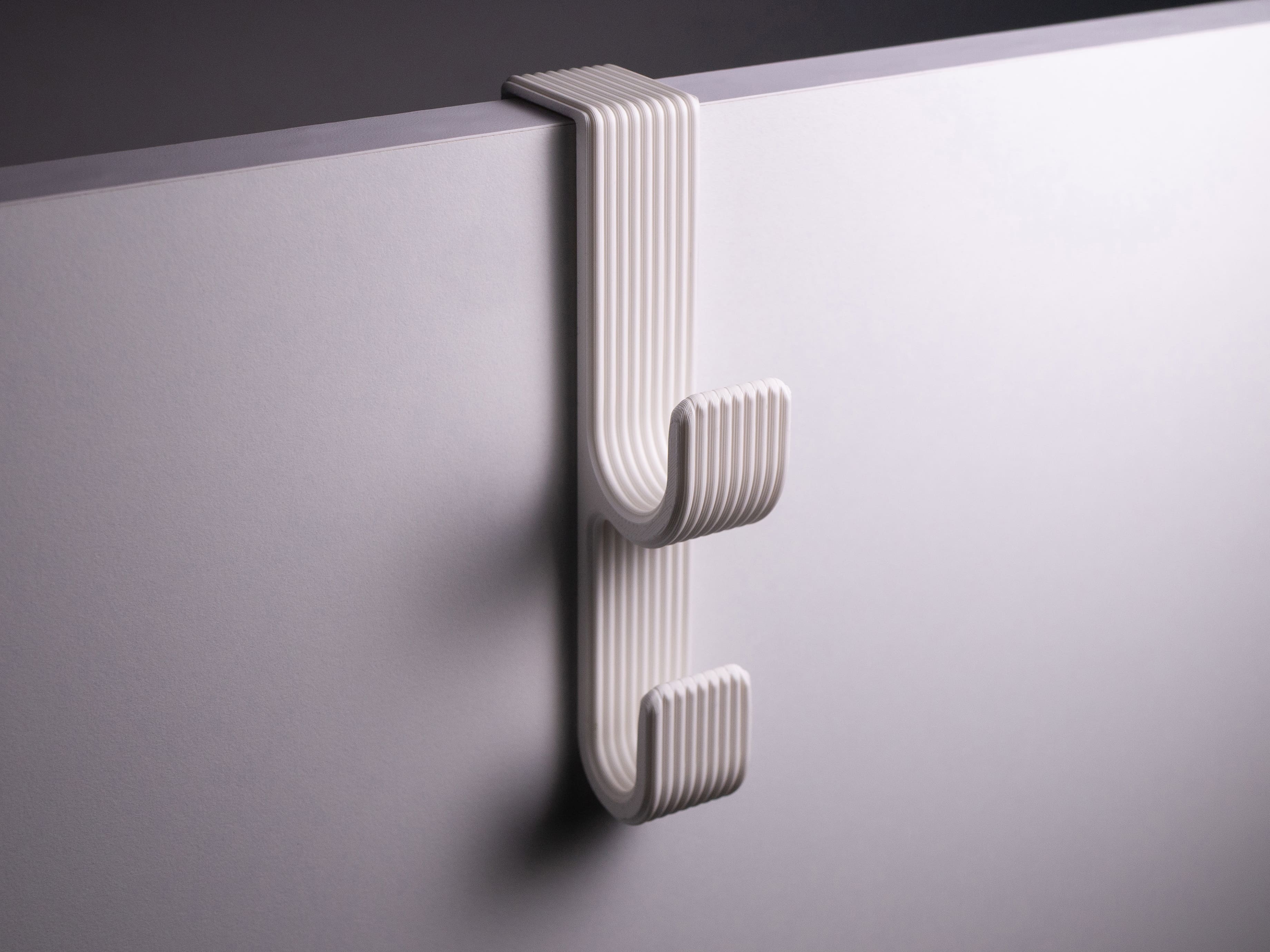 🚪 Gancho de Pared para Puerta o Ducha – Práctico y Estilizado para tu Espacio 🚿