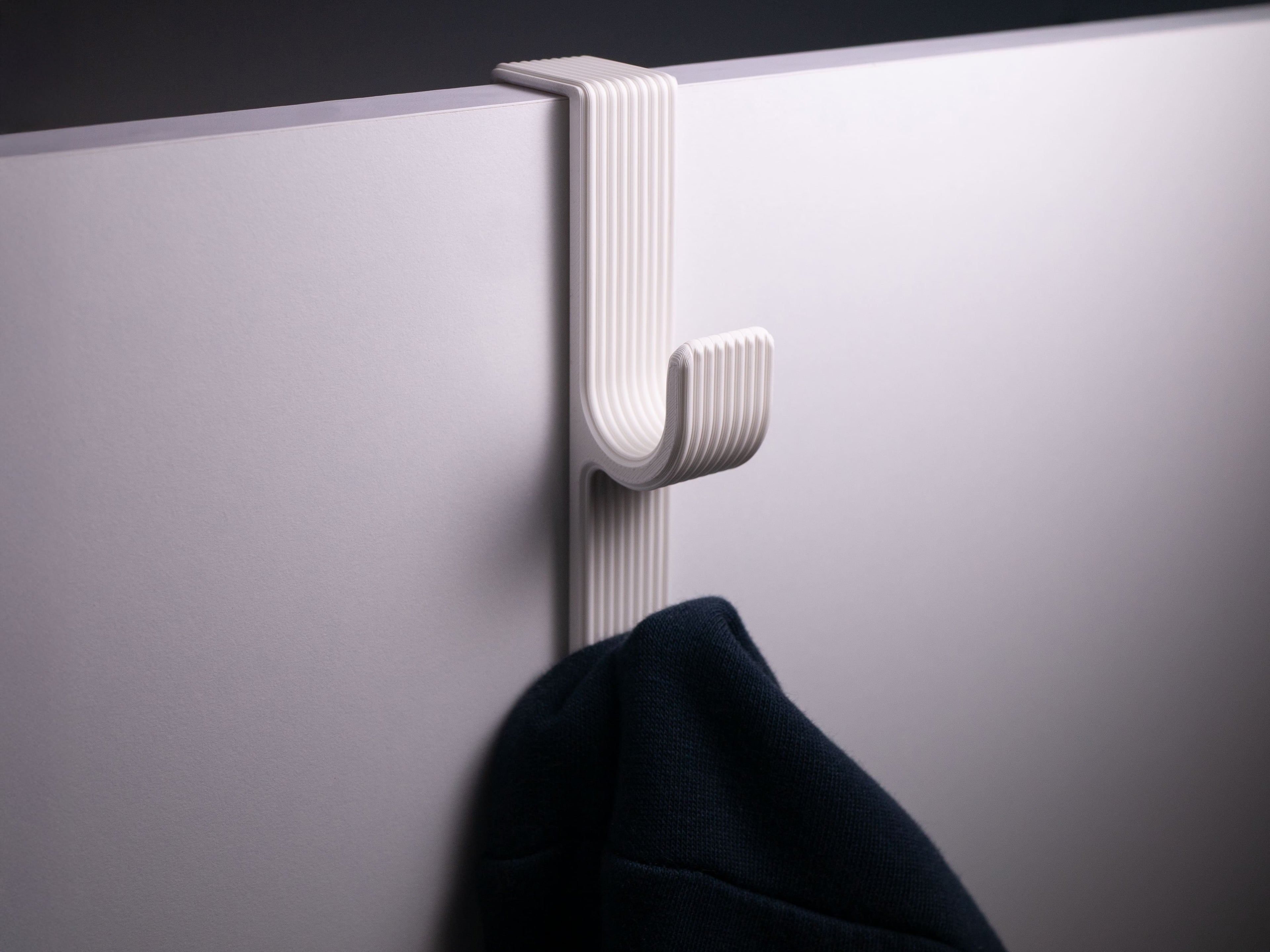 🚪 Gancho de Pared para Puerta o Ducha – Práctico y Estilizado para tu Espacio 🚿